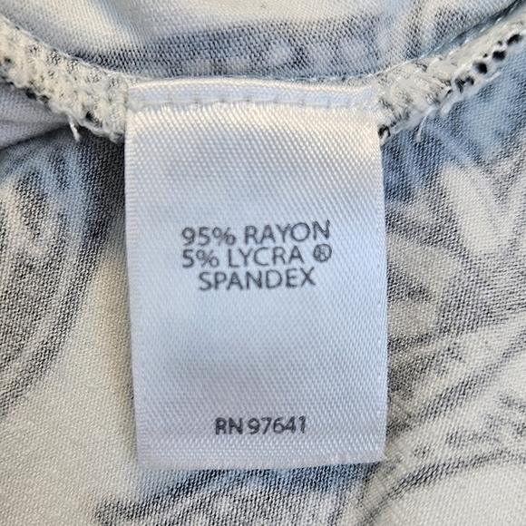 J. Jill Wearever Cream Adara Paisley Tank Top M TALL - Picture 5 of 9